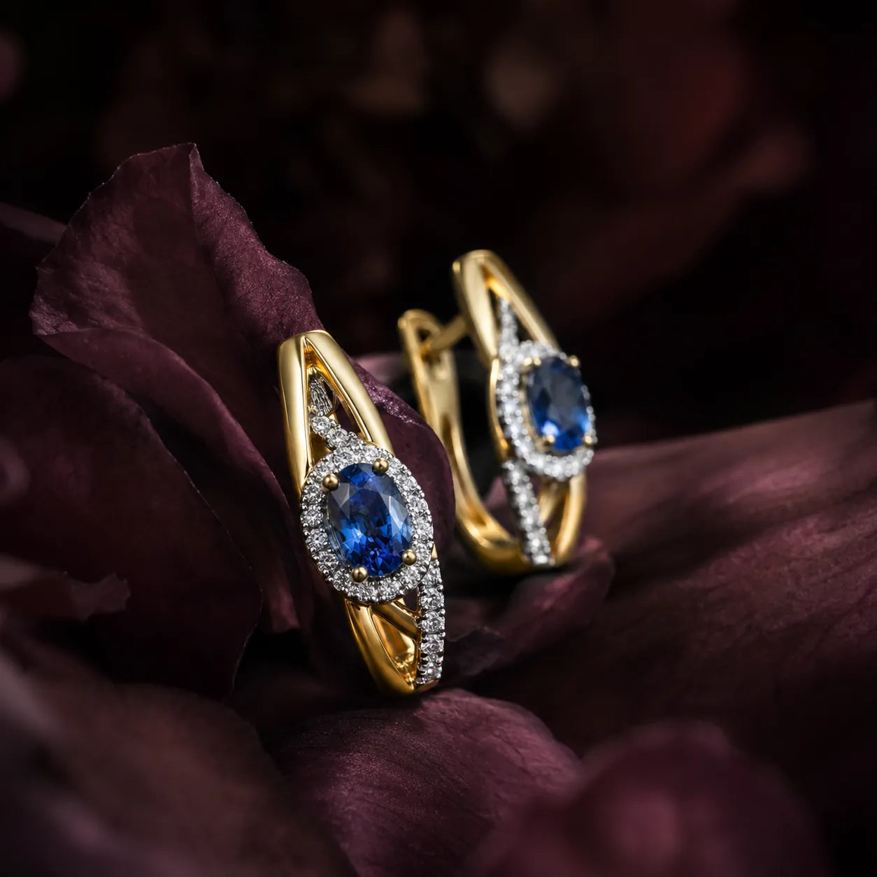 MUHUANG yellow gold blue sapphire diamond hoop earrings with dark floral background