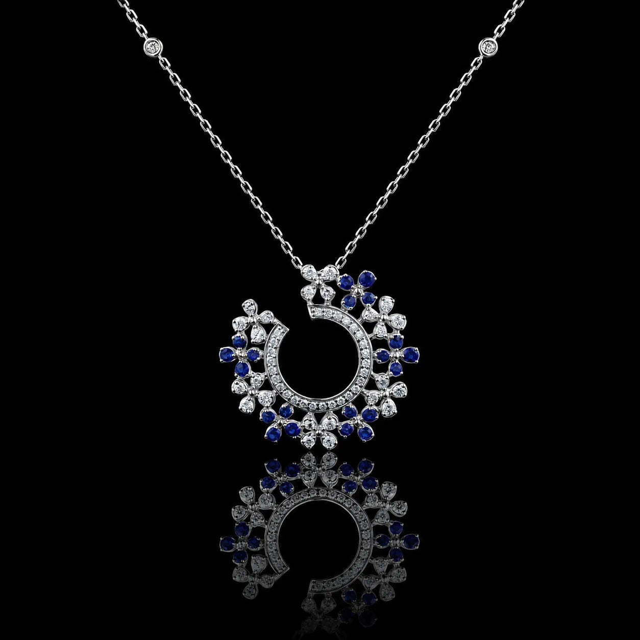 MUHUANG 0.59CT sapphire diamond circle pendant necklace in 18K white gold