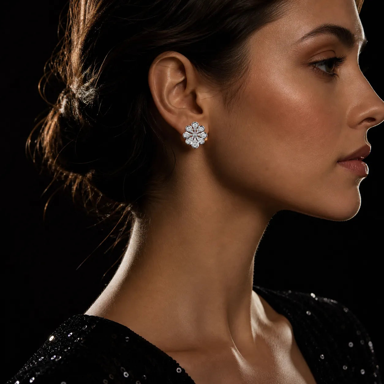 MUHUANG flower diamond stud earrings worn by model