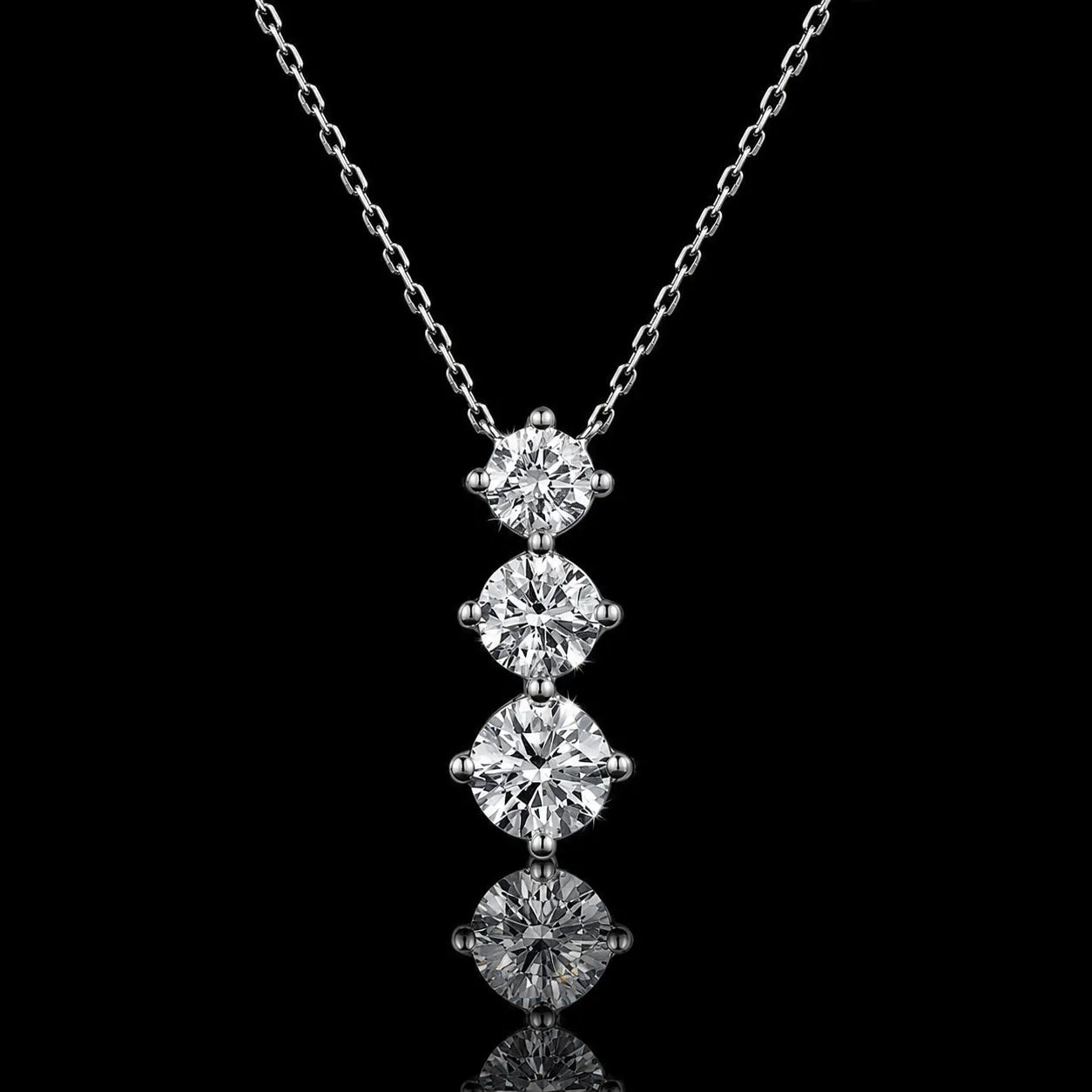 MUHUANG 0.86CT natural diamond three-stone pendant necklace in 18K white gold